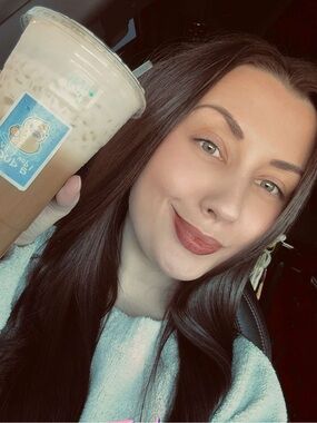 Meet your Posher, Ciera